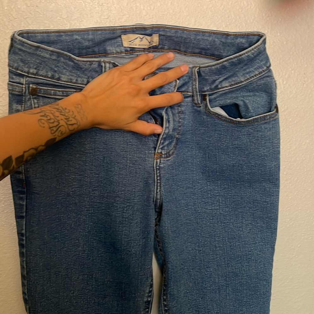 Bootcut jeans size 4